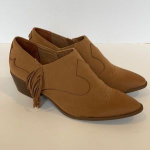 Circus by Sam Edelman Tan Booties Size 7 NWOT